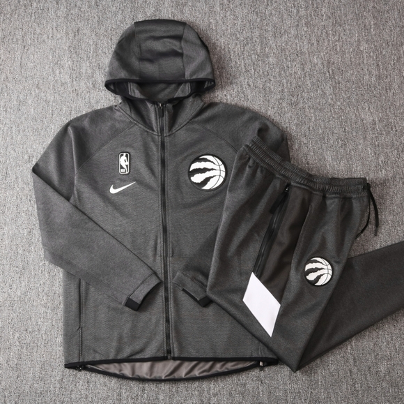 Toronto Raptors Tracksuits - Picture 2 of 2